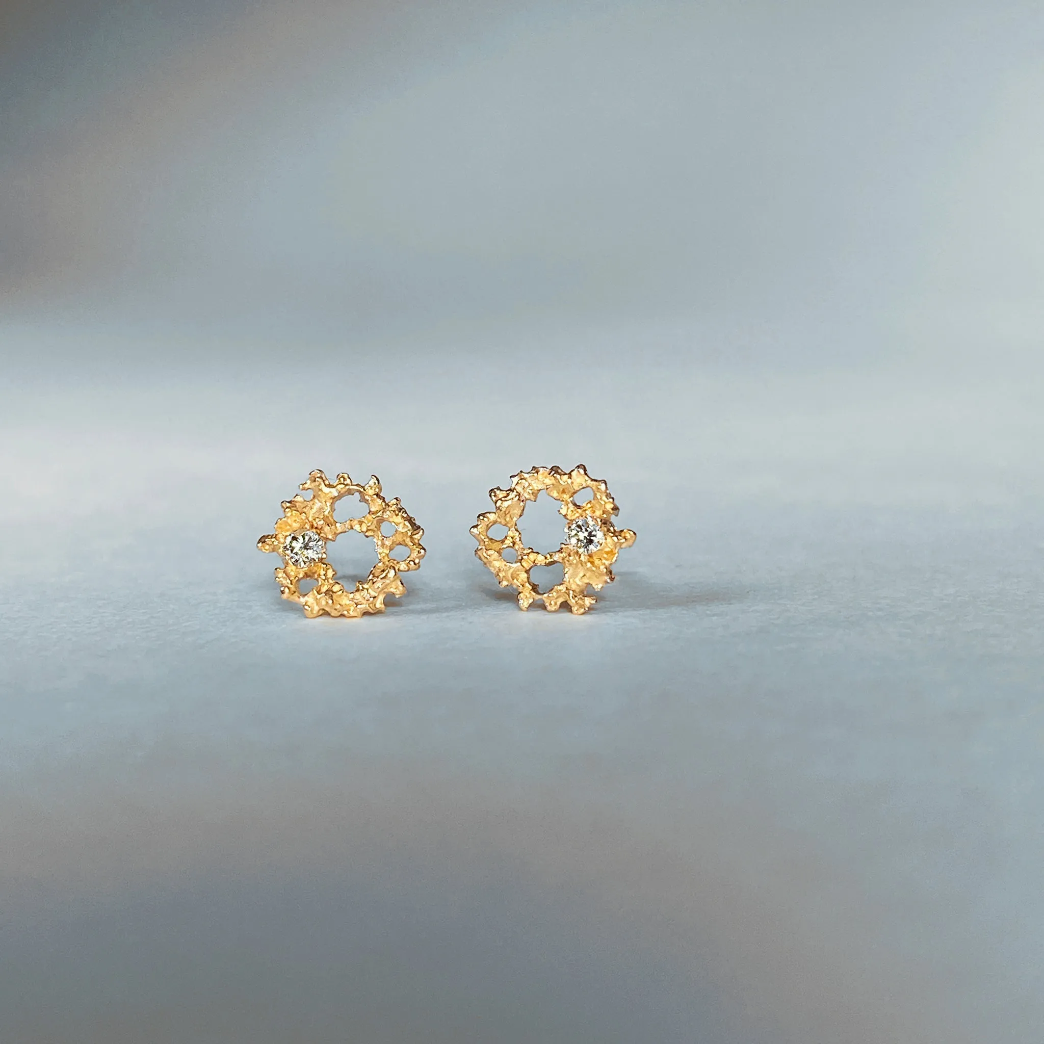 14K SUPERNOVA EARRING