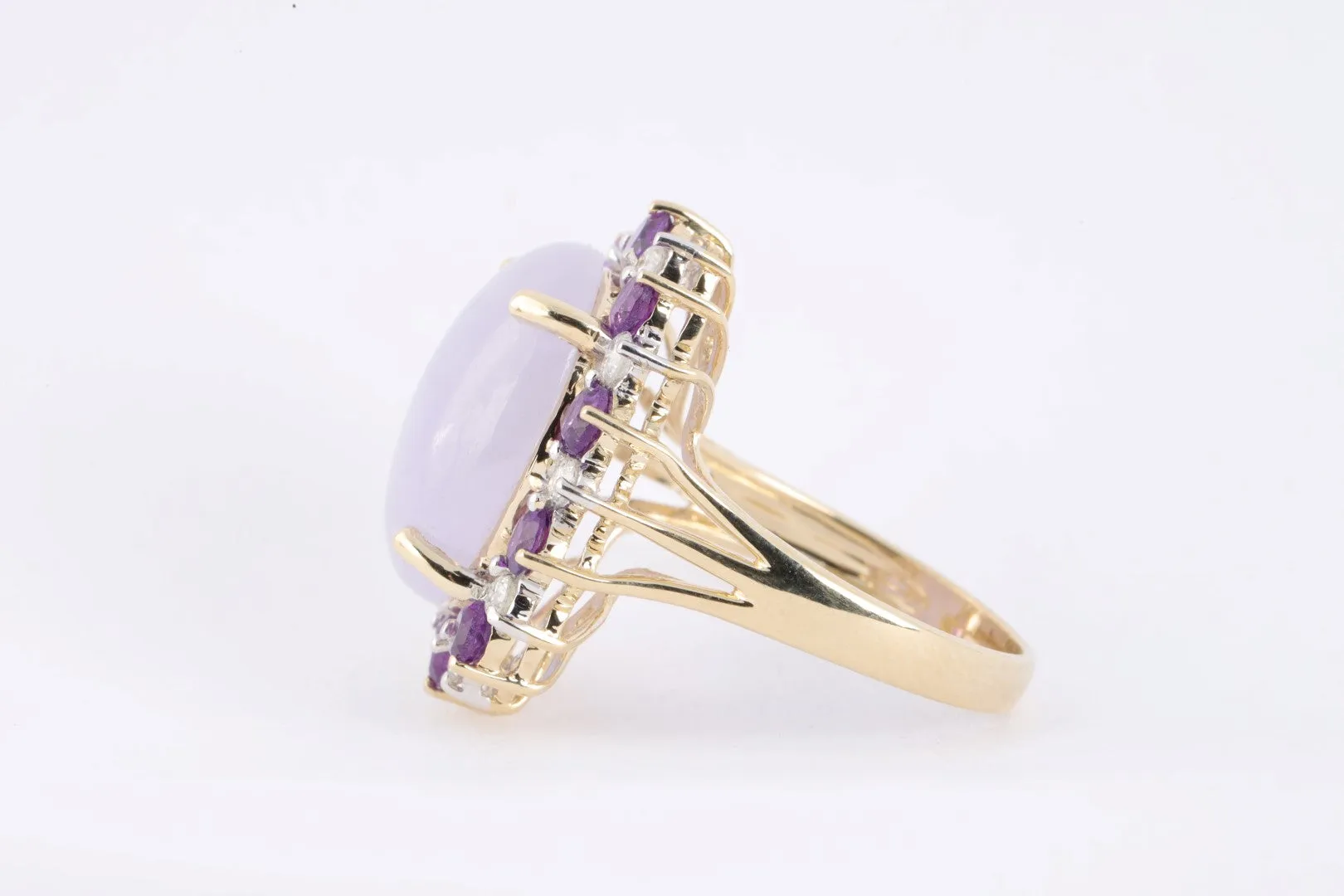 14k Yellow Gold Lavender Jadeite, Amethyst, and Diamond Ring Size 8.25 (8.44g.)