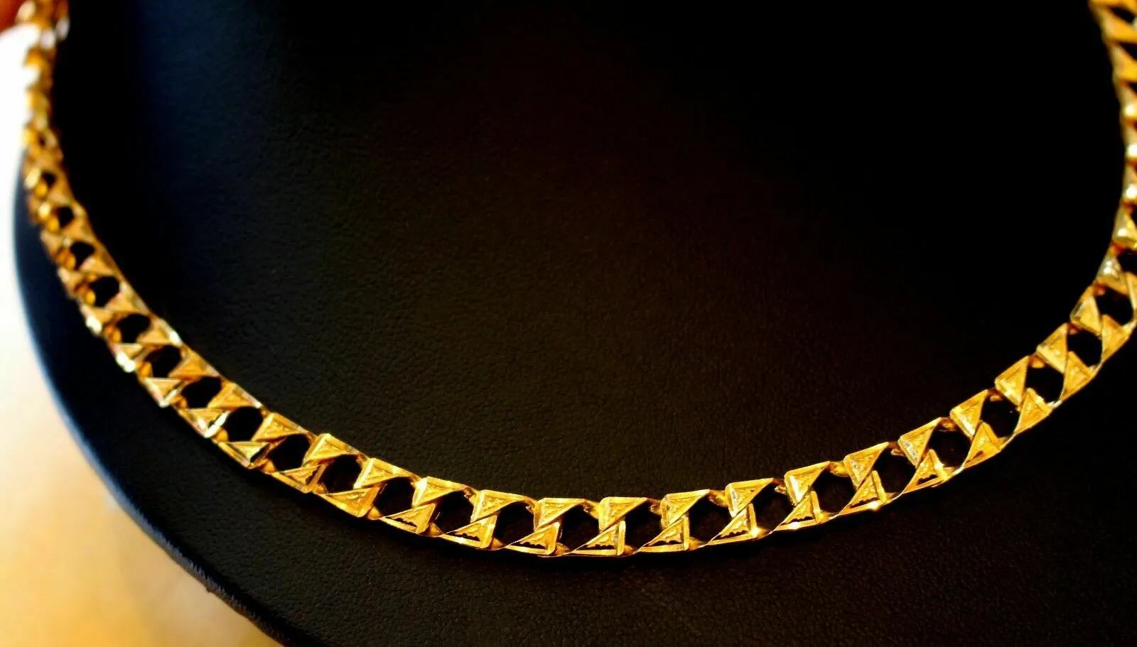 22k Chain Gold Solid Yellow Elegant Simple Cuban Link Design Length 22 inch c624