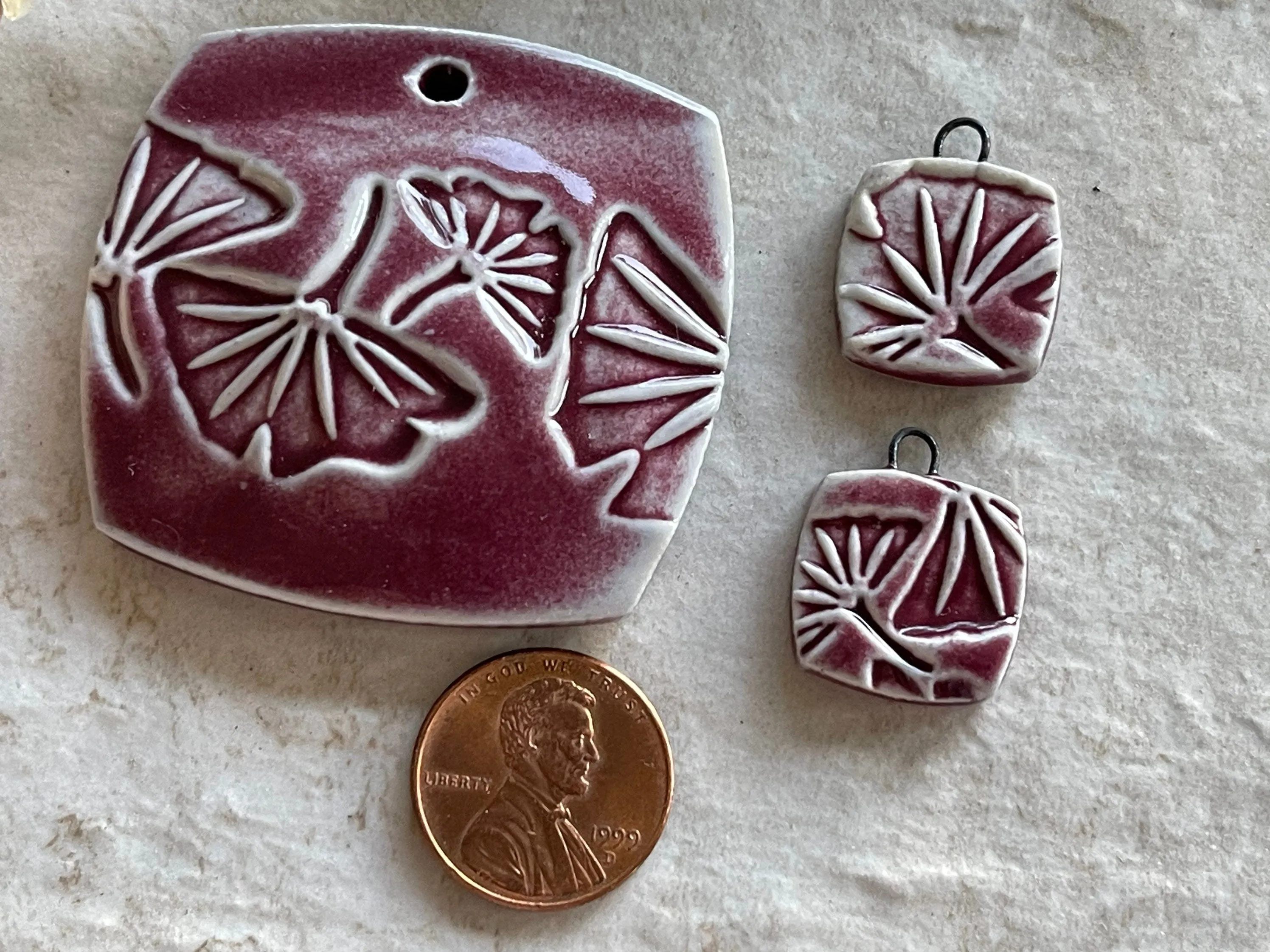 Burgundy Ginkgo Pendant and Charms, Pendant, Obtuse Square, Porcelain Ceramic Pendant, Artisan Pendant, Jewelry Making Component