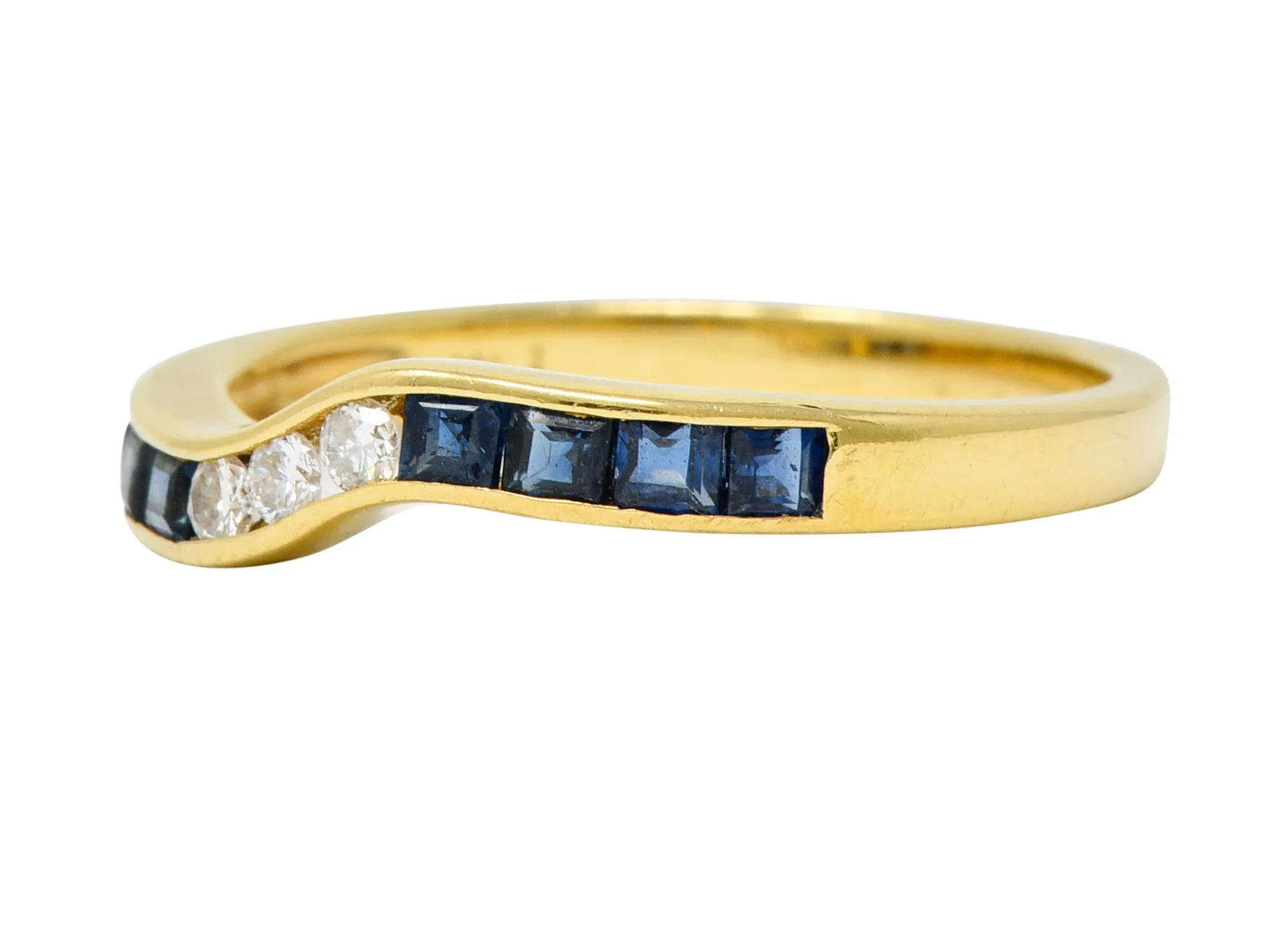 Contemporary 0.50 CTW Sapphire Diamond 18 Karat Gold Chevron Band Ring