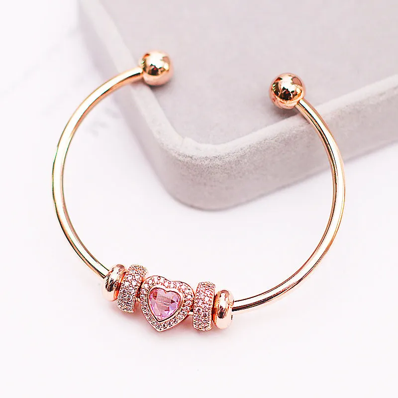 Luxe6085 - Heart Charm Bangle