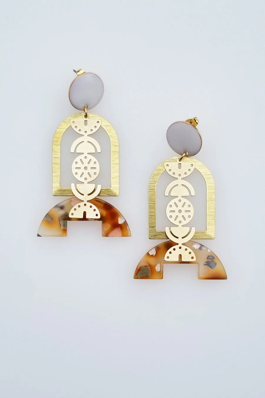 Middlechild Happyhour Earring