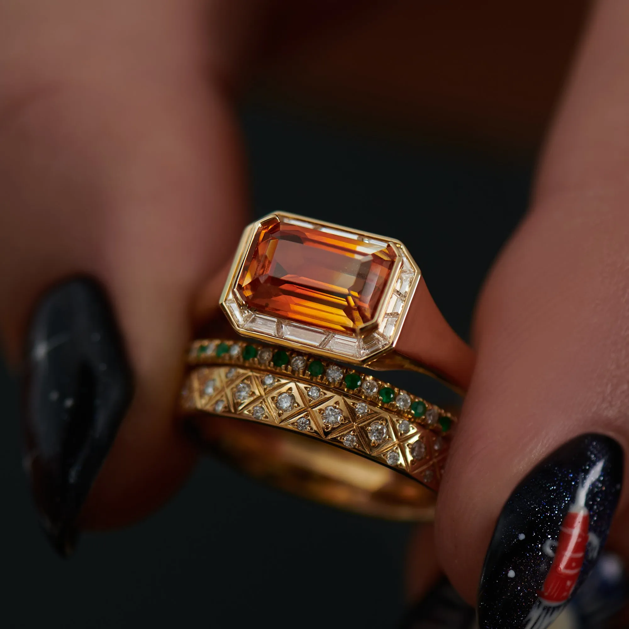 OOAK Orange Parti Sapphire & Trapeze Diamond Ring