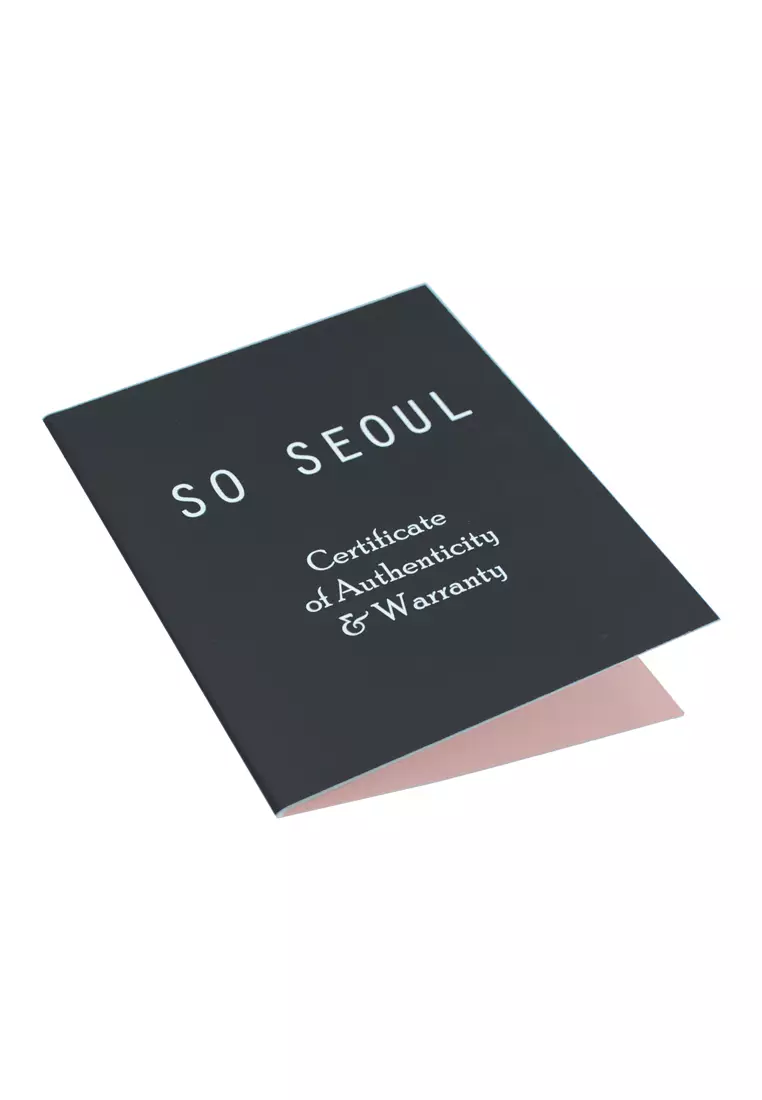 SO SEOUL Quinn Pearl in Pink Spiral Spring Bangle