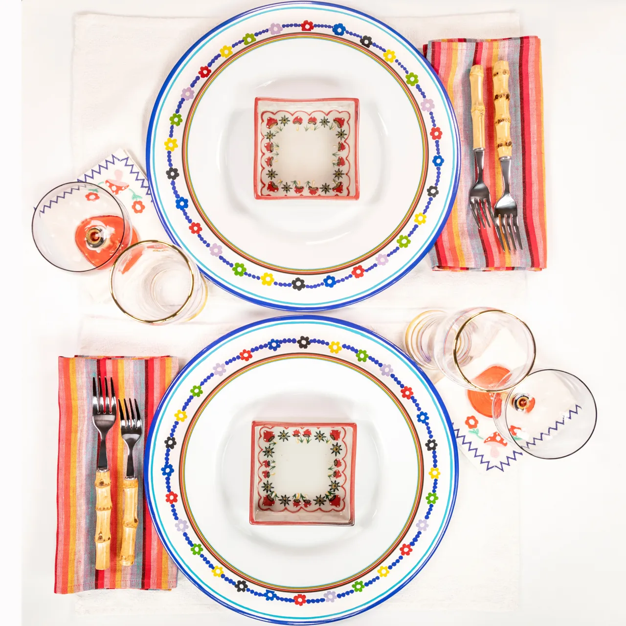 The Serving Platter - Rainbow Daisy Chain / Enamel