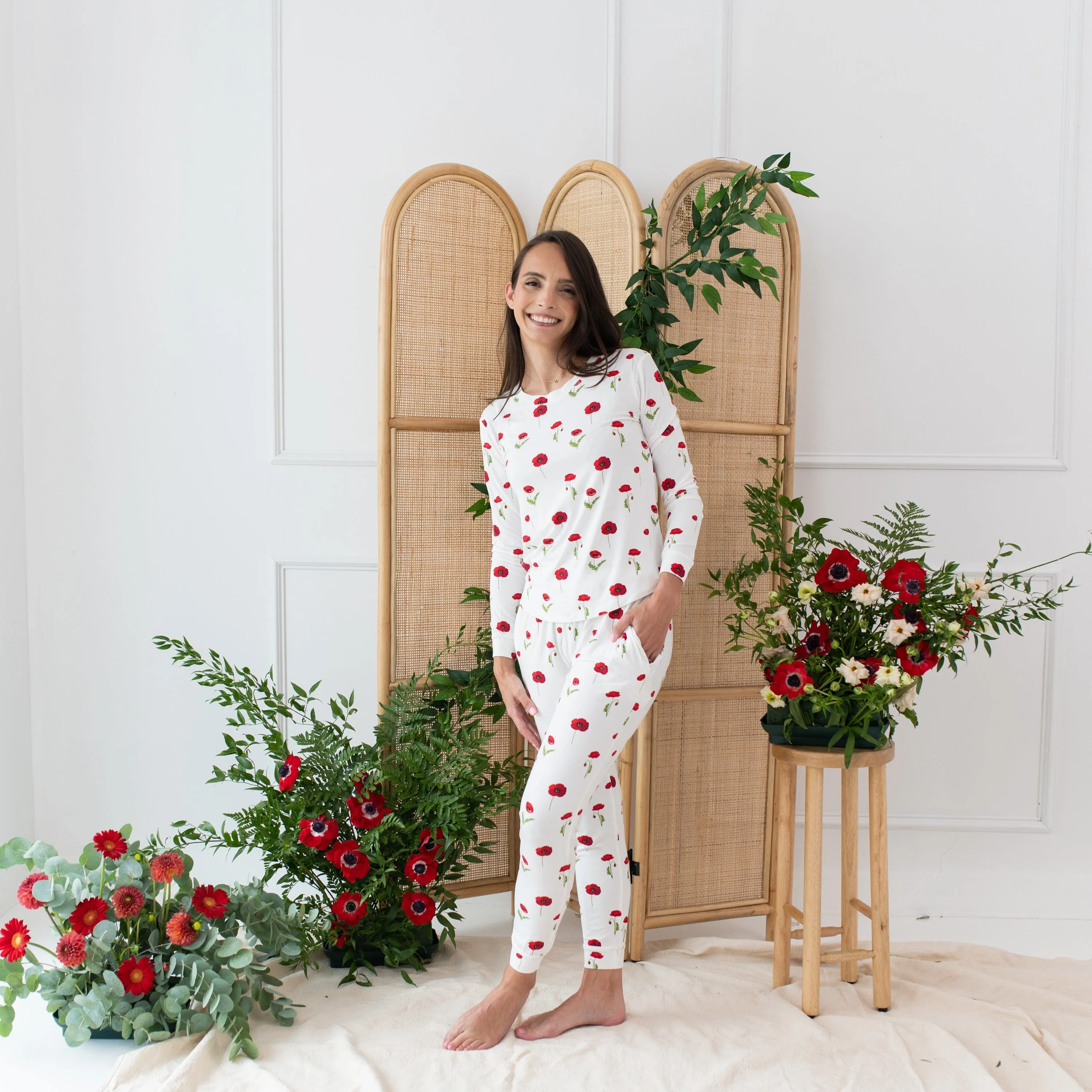 Women's Jogger Pajama Set in Cloud Poppies